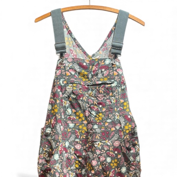 Duluth Women’s Limited Edition Print Overalls - Picture 4 of 6